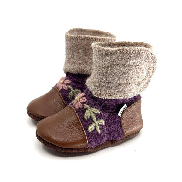 Nooks Design Wool Booties