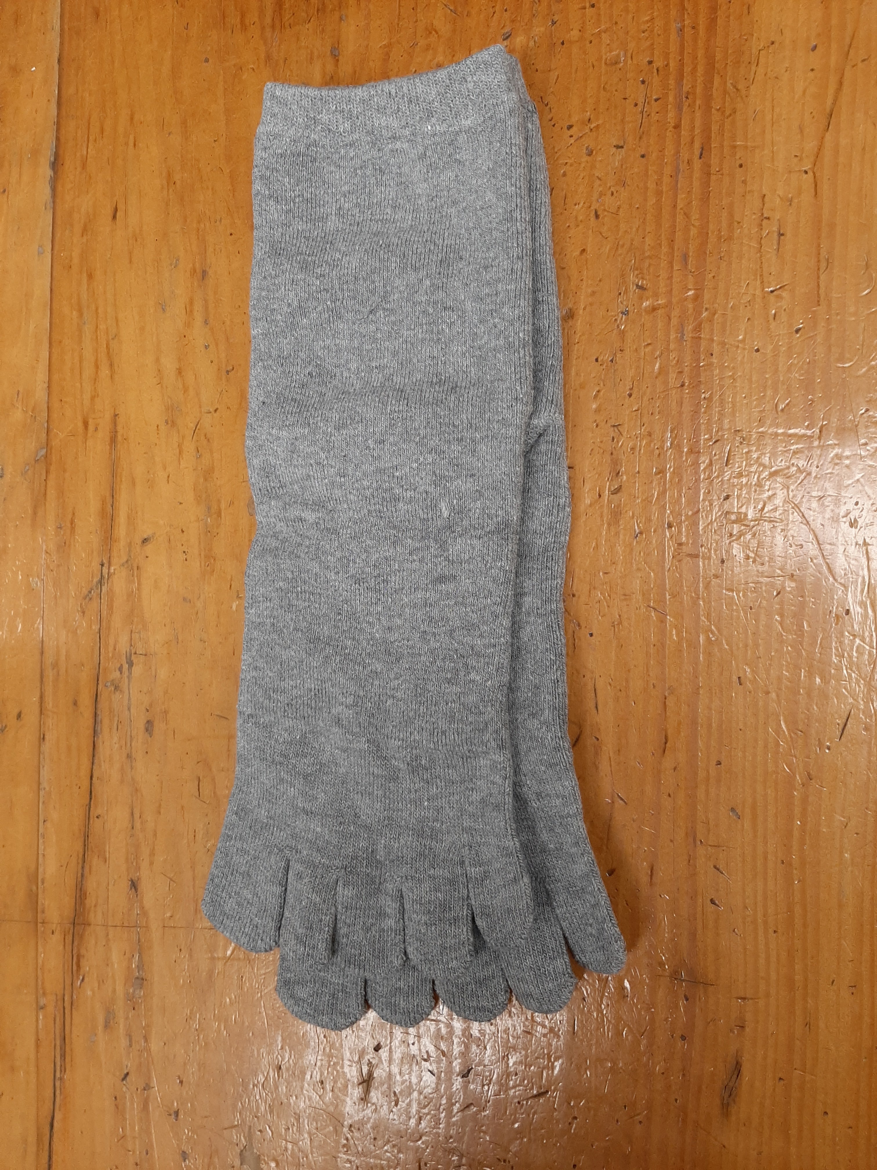 Warm 5-Toe Ankle Socks With Heel