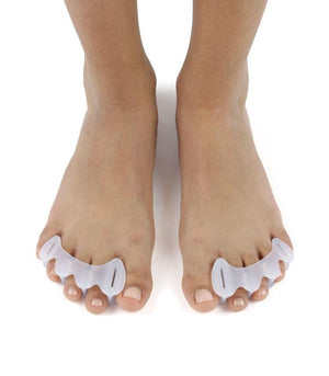 Feet wearing Correct Toes